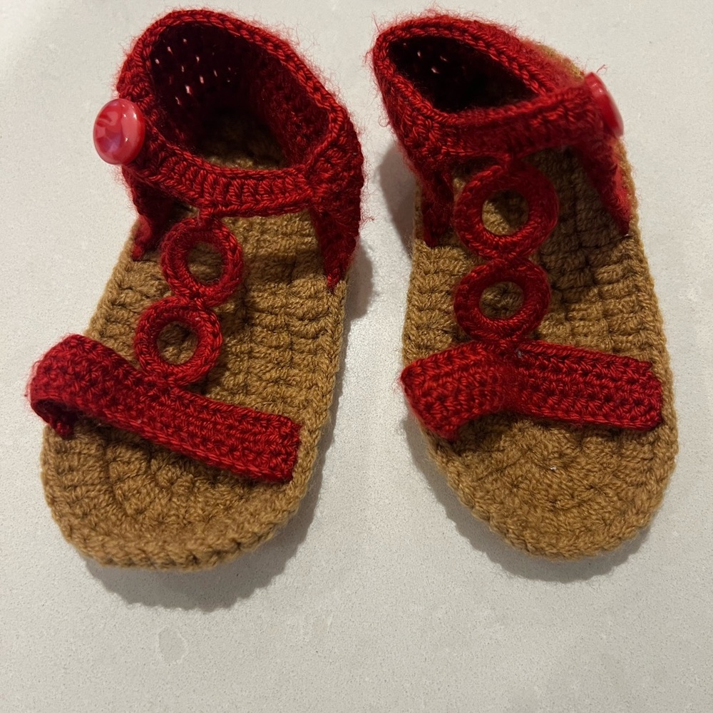 Handmade Red and Brown Kids knit Sandals 6-12m